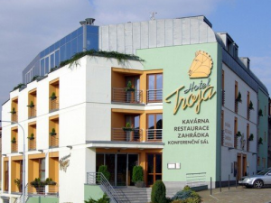 Hotel Troja - Hotels, Pensionen | hportal.de